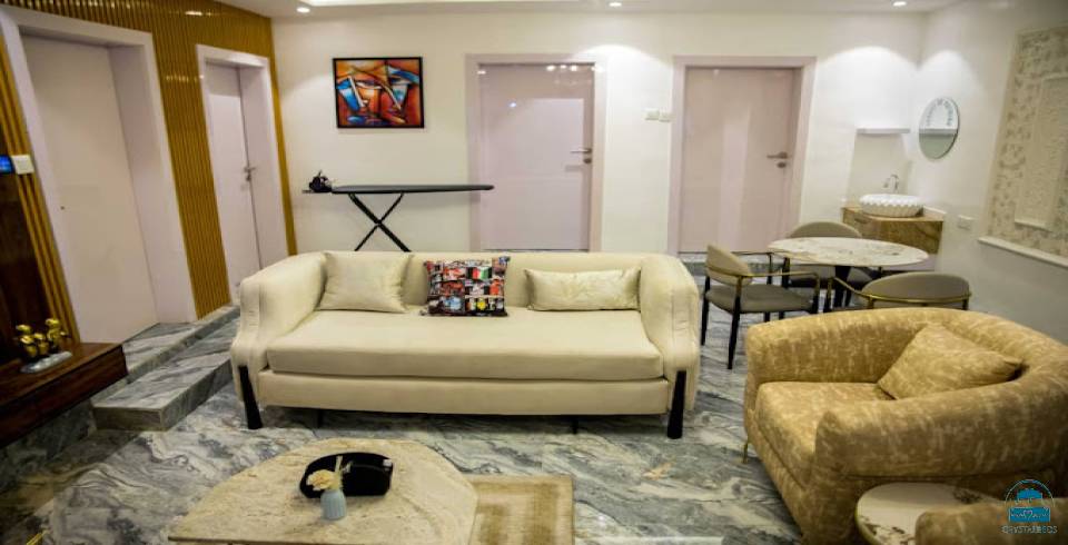 J-DAMS Apartments And Suites